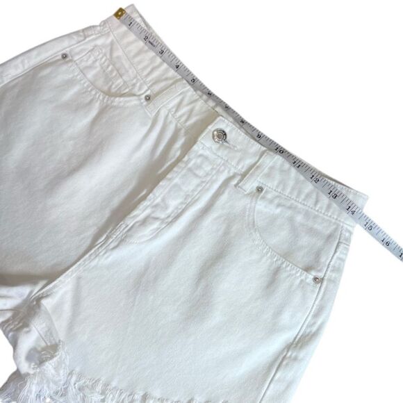 Wild fable high rise frayed jean shorts white size 6 - Picture 7 of 10